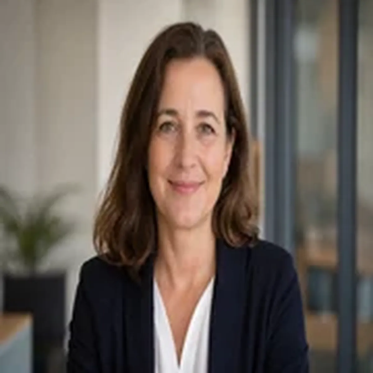 Porträt Heike Brandt, Leitende Redaktion bei pathstrollwo.info
